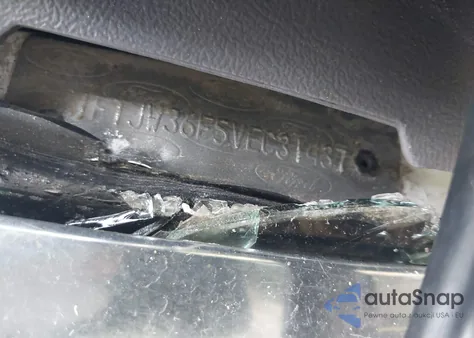 1997 Ford F-350 Xl z USA, uszkodzony, nr VIN 1FTJW36F5VEC31437